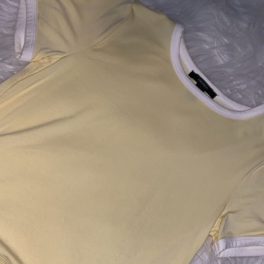 Yellow top!